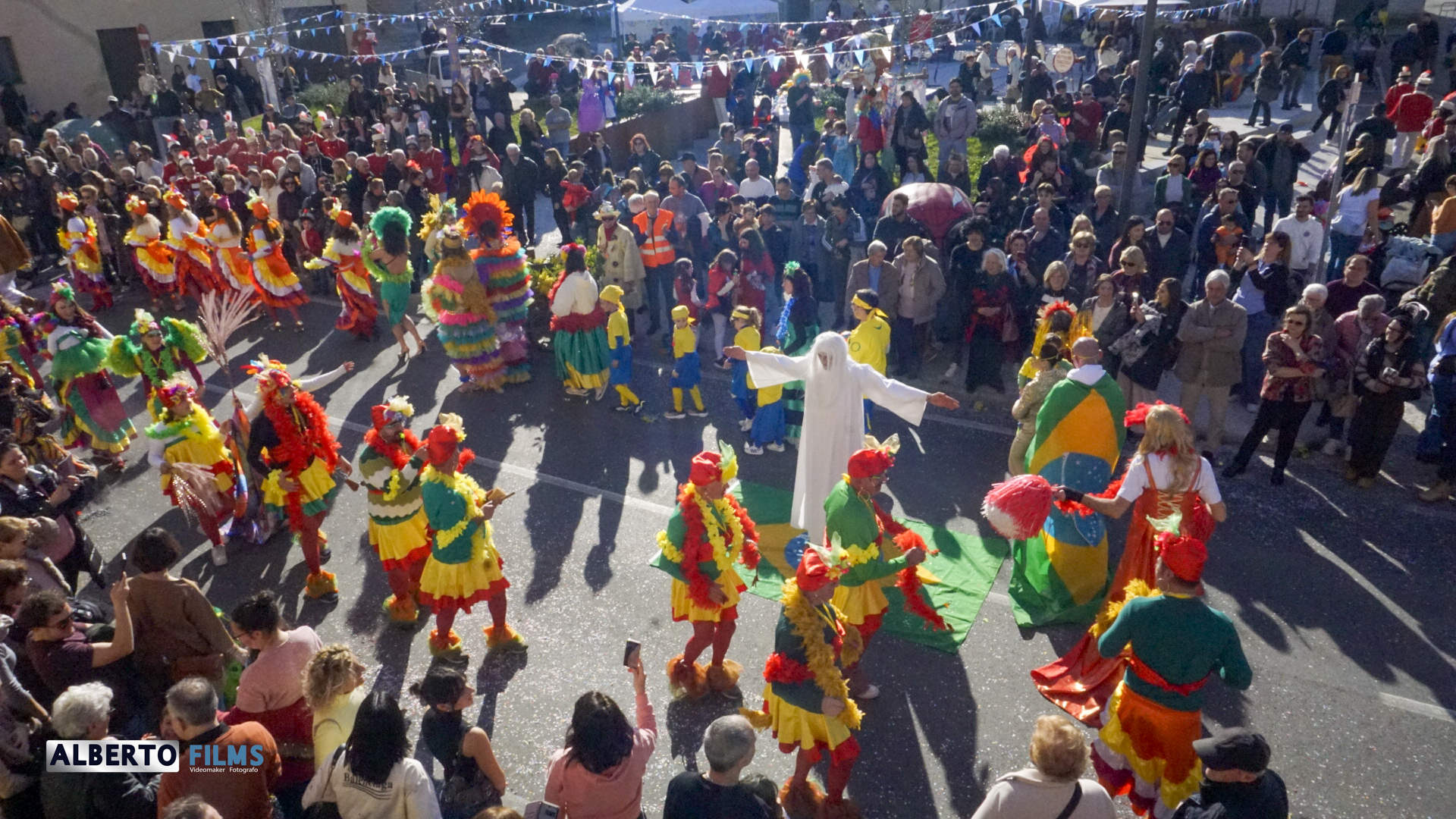 Carnevale di Paese in Maschera
